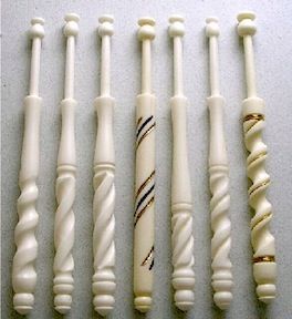 Lace Bobbins, Bone Twist